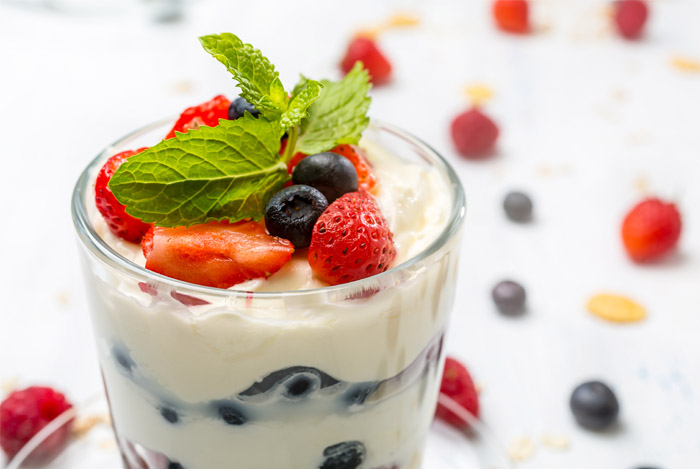 Vanilla-Lemon Berry Parfait