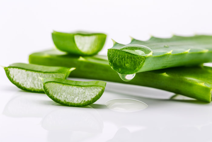 14 Awesome Health Benefits & Uses for Aloe Vera