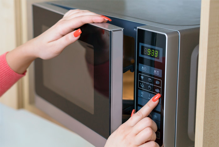 What Microwaving Your Food Really Does